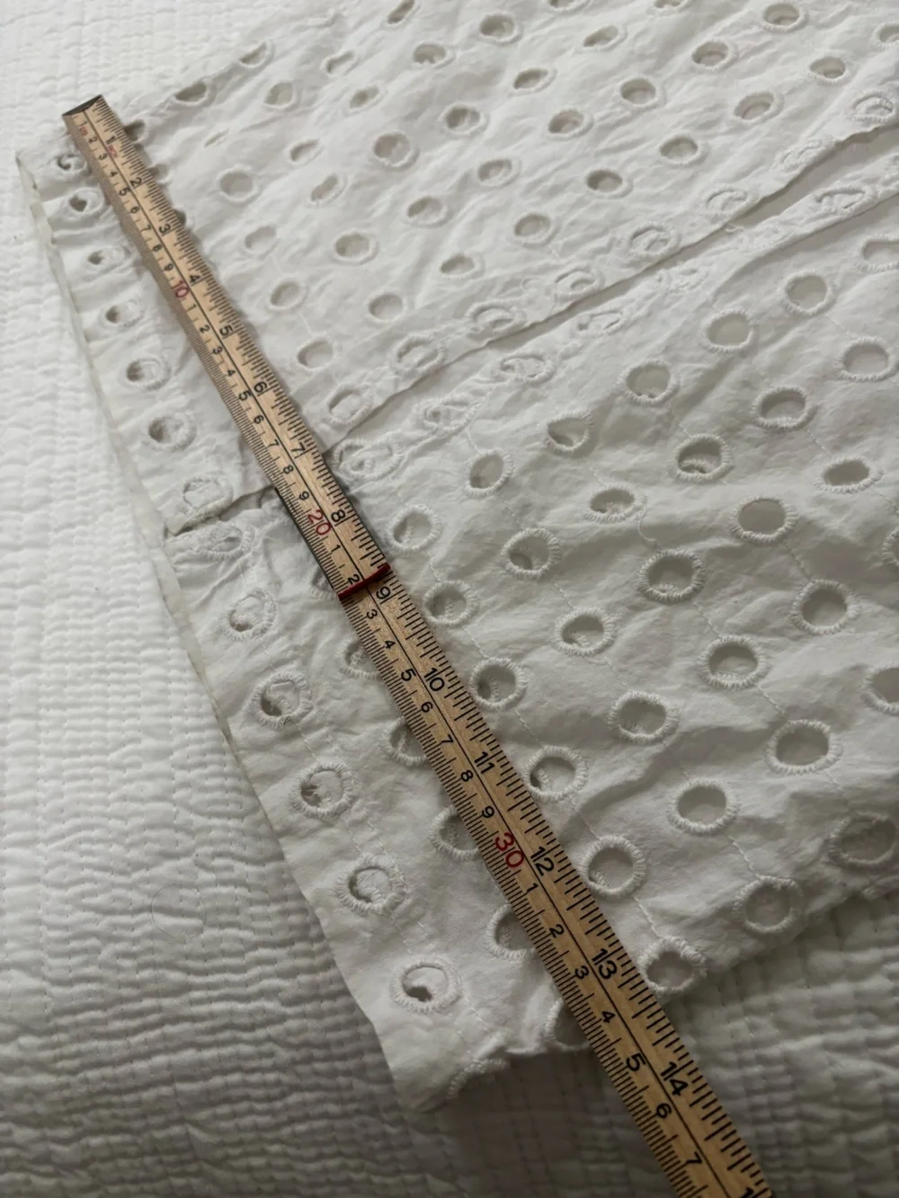 True Destinations White Eyelet Swim Coverup Pants with Tassel Drawstring Large
